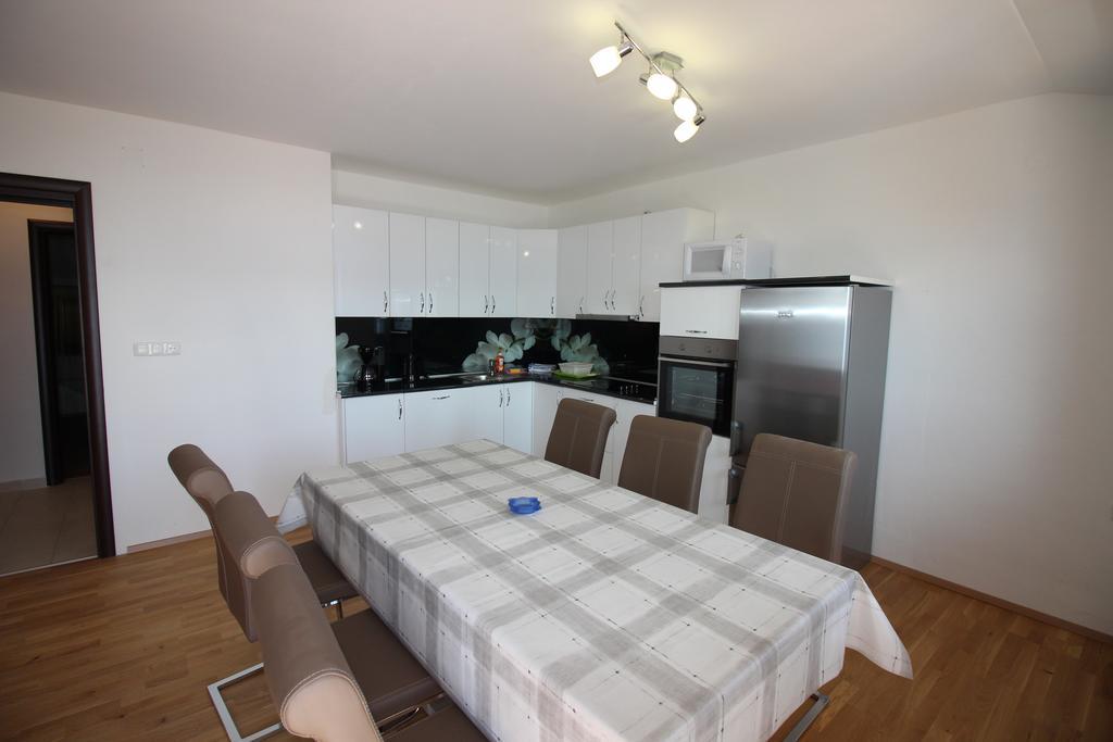 Apartments Manda Novi Vinodolski Eksteriør billede
